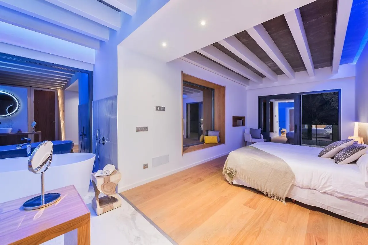 Brand New Luxury Villa Infinity Pool & Views Alcudia